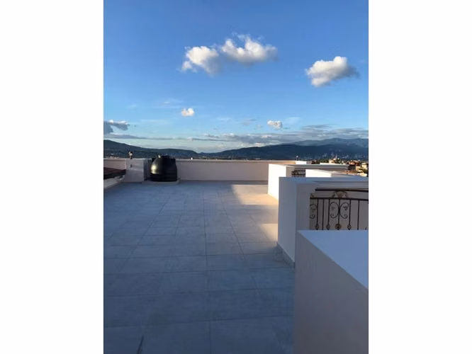Res.Las Hadas/Circuito/PRECIO NEGOCIABLE/3 Hab+Estudio,Incluye vigilancia, agua - Imagen 4