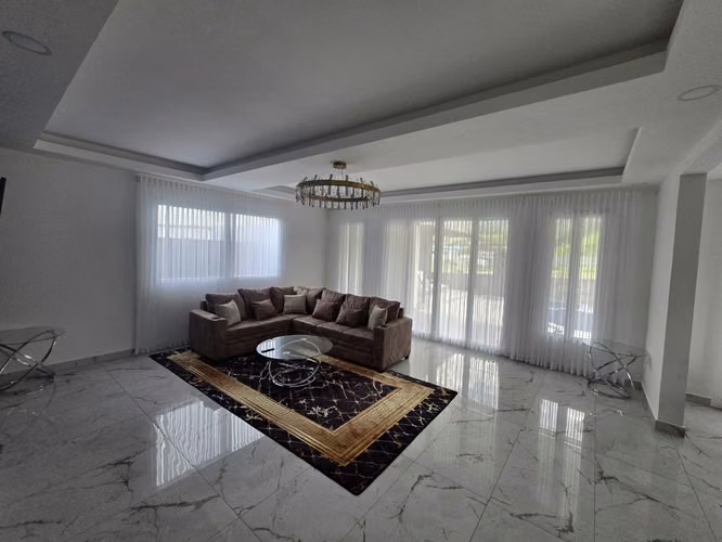 Se renta casa en Jaragua