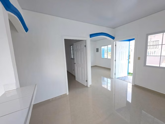 Venta de cass nueva en Santa Ana