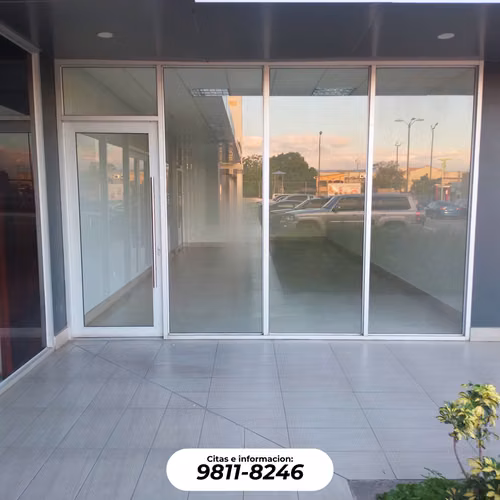 LOCAL COMERCIAL EN RENTA - PLAZA SANTA MONICA CHOLUTECA