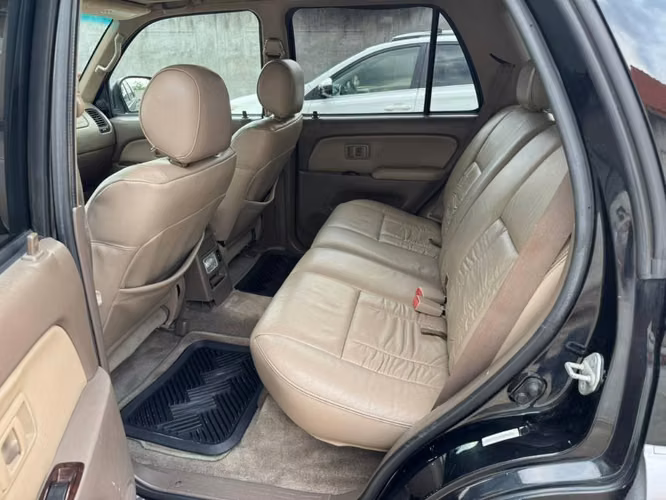 4Runner 4x2 limitada