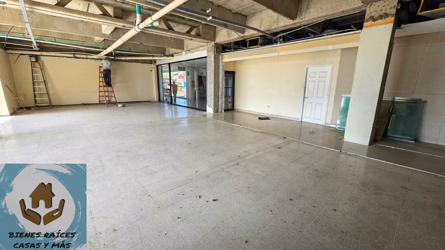 ALQUILAMOS LOCAL PARA RESTAURANTE EN CENTRO COMERCIAL  DEL BLVD MORAZÁN - Imagen 3