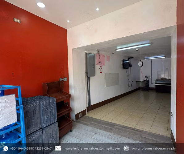Se vende casa comercial en calle principal de la Col. San Miguel - Imagen 3