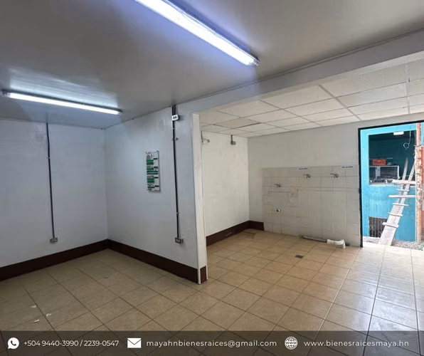 Se vende casa comercial en calle principal de la Col. San Miguel - Imagen 7