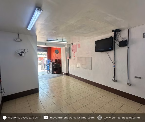 Se vende casa comercial en calle principal de la Col. San Miguel - Imagen 4
