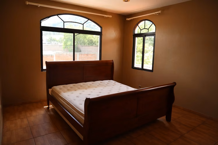  Casa de 2 Plantas en Venta | Aldea Armenta (Col. Villalta) – San Pedro Sula