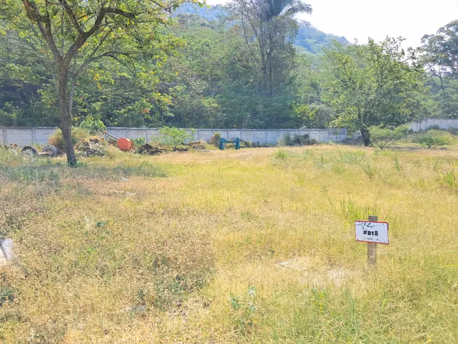 Se vende terreno en Res. Campisa