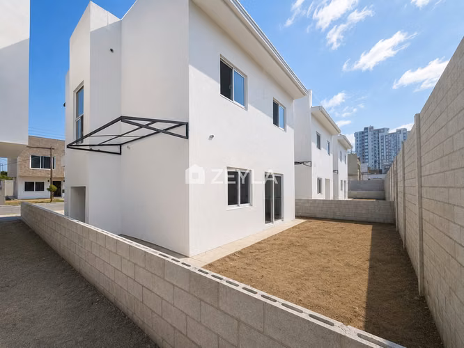 Preventa Casas Independientes En Residencial Tuscania, SPS