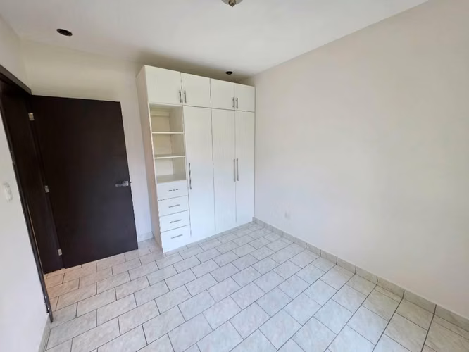 Alquiler apartamento en Residencial Las Cascadas - Imagen 4