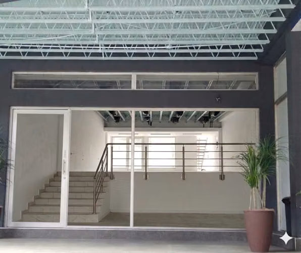 Se renta local comercial en Tercera Avenida