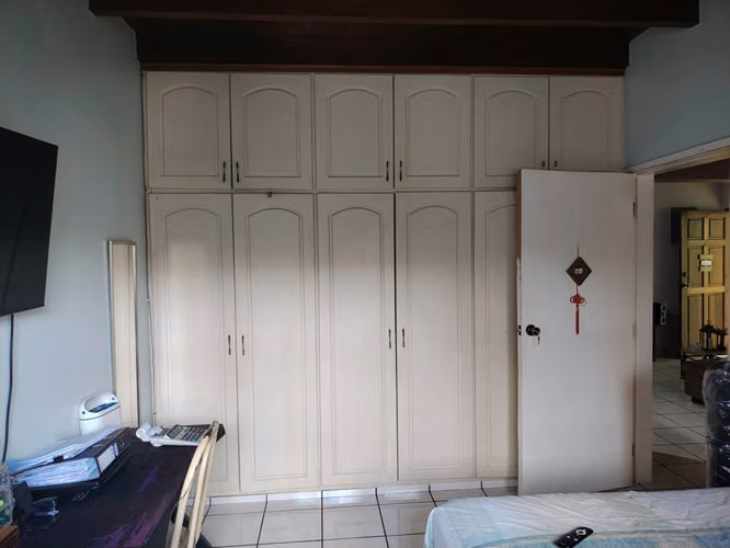 VENDO CASA EN MIRAFLORES SUR TEGUCIGALPA