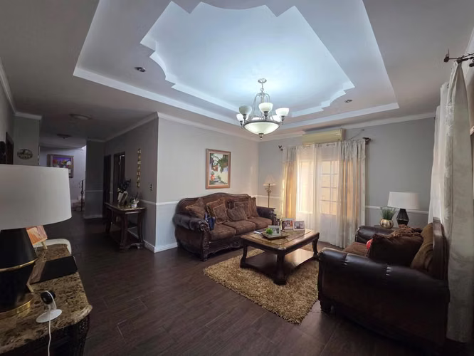 SE VENDE CASA EN RESIDENCIAL EN LOS ALAMOS SAN PEDRO SULA - Imagen 8