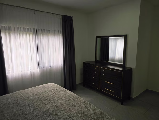 SE ALQUILA O SE VENDE APARTAMENTO AMUEBLADO Sector Rancho Coco - Imagen 4