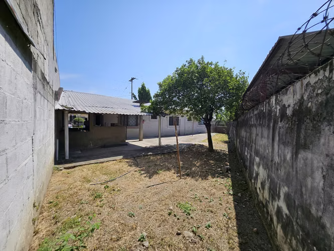 Se Vende Casa Esquina En Barrio Paz Barahona, SPS