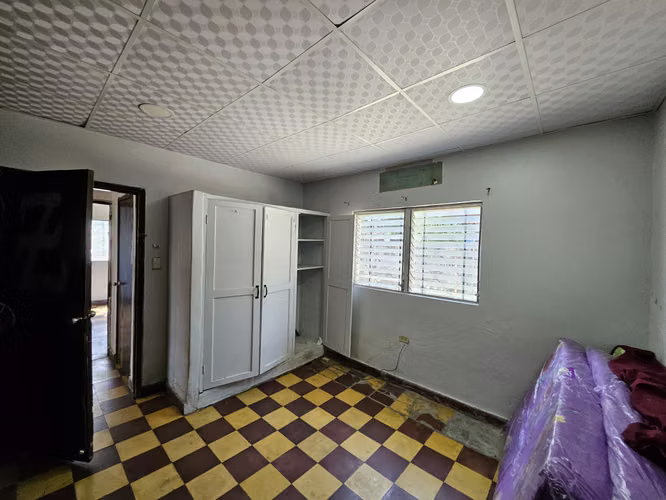 Se Vende Casa Esquina En Barrio Paz Barahona, SPS