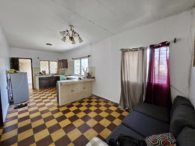 Se Vende Casa Esquina En Barrio Paz Barahona, SPS