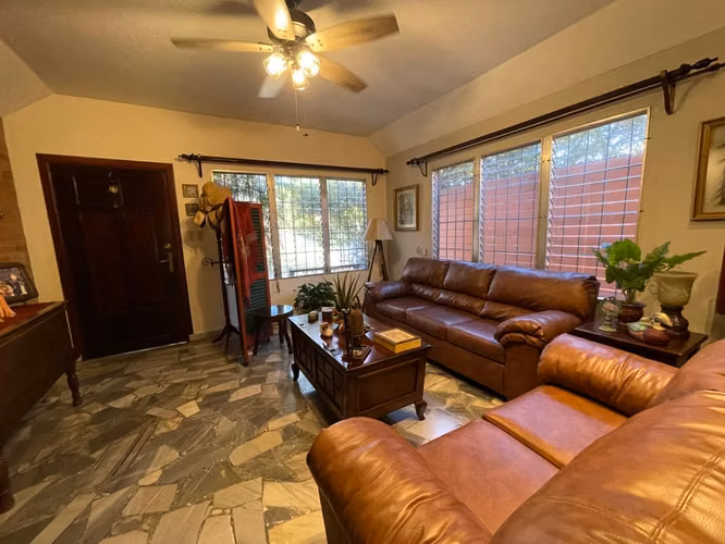 Hermosa casa en Venta en Los Álamos