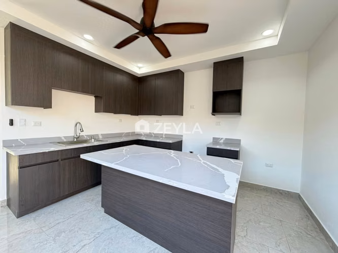 Se Vende Townhouse Nuevo En Colonia Sitratelh, SPS