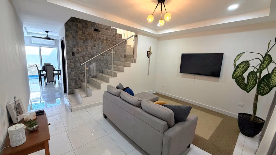 Se vende Townhouse En Residencial Verona, SPS