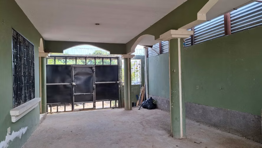 Se vende casa excelente precio en El Progreso Yoro