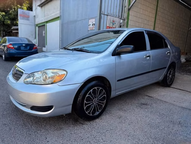 TOYOTA COROLLA CE AÑO 2007