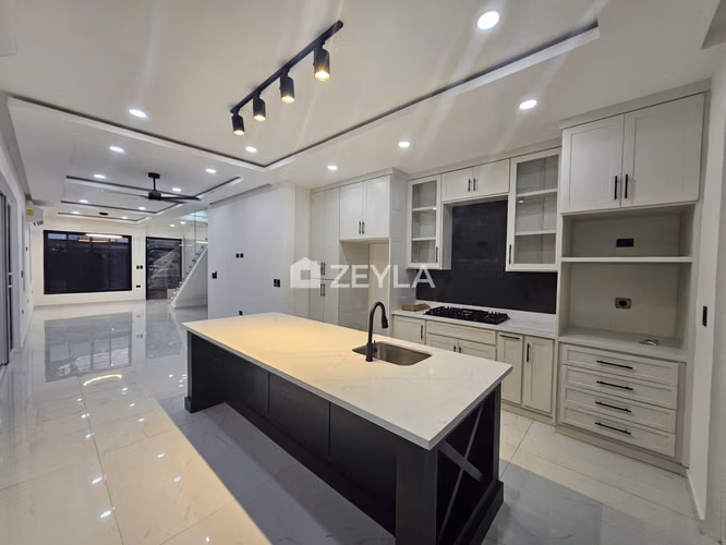 Preventa Townhouse In Residential Campisa II Stage