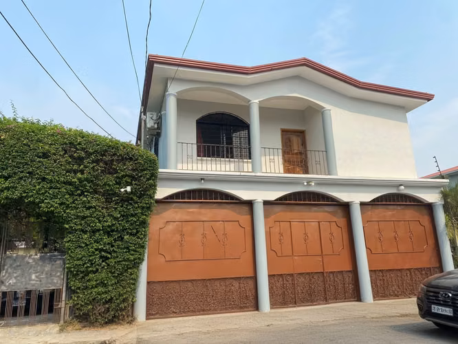 SE VENDE CASA EN COLONIA SAN CARLOS DE SULA, SAN PEDRO SULA