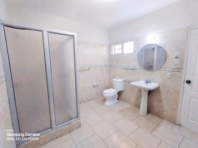 Venta de Hermosa Casa, en la Residencial Mirador de las Uvas, en Tegucigalpa. - Imagen 14