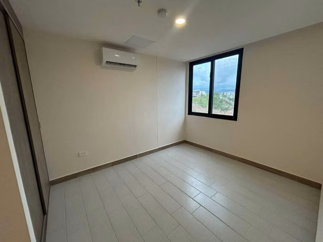Alquiler apartamento con linea blanca en Lirios de Miraflores - Imagen 2