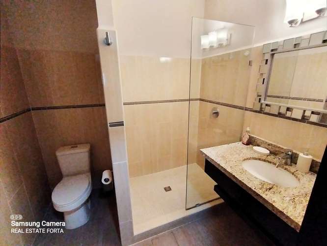 Alquiler de Hermoso Apartamento Amueblado, en la Torre Urbana Lara, en Tegucigalpa N11.