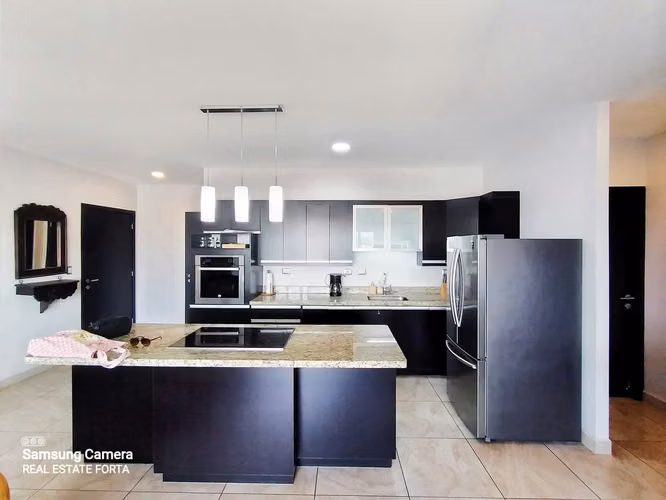 Alquiler de Hermoso Apartamento Amueblado, en la Torre Urbana Lara, en Tegucigalpa N11.