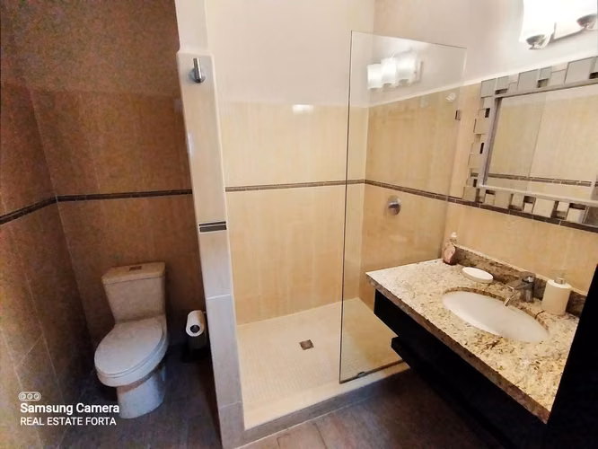 Alquiler de Hermoso Apartamento Amueblado, en la Torre Urbana Lara, en Tegucigalpa N11.