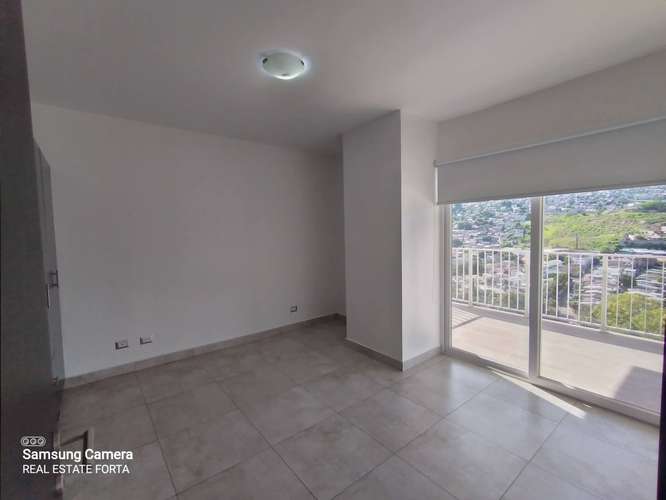 Venta de Hermoso Apartamento, en la Torre Urbana Lara, en Tegucigalpa N5.