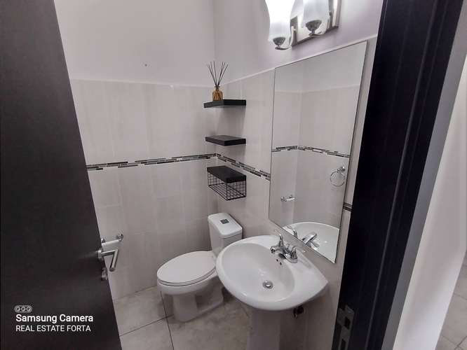 Venta de Hermoso Apartamento, en la Torre Urbana Lara, en Tegucigalpa N5.
