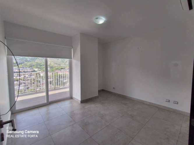 Venta de Hermoso Apartamento, en la Torre Urbana Lara, en Tegucigalpa N5.