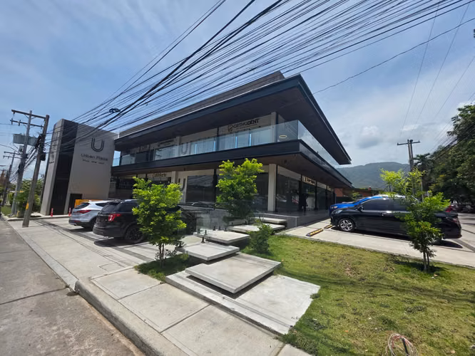 Se Alquila Local Comercial en URBAN PLAZA - Imagen 1