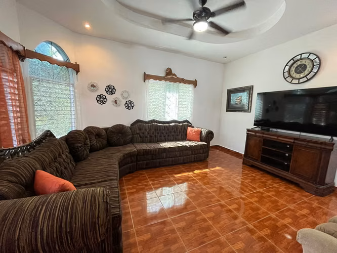 House for Sale in Villas Paraíso