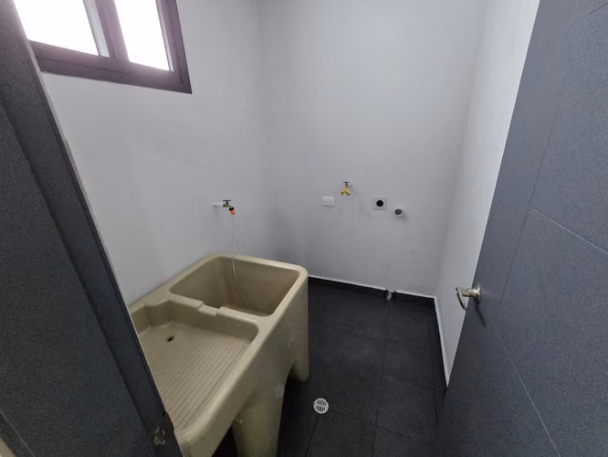 Res.Palma Real(Zona Sur, Fuerza Aerea)A ESTRENAR/Circuito Cerrado/1 Hab+1 Parqueo - Imagen 8