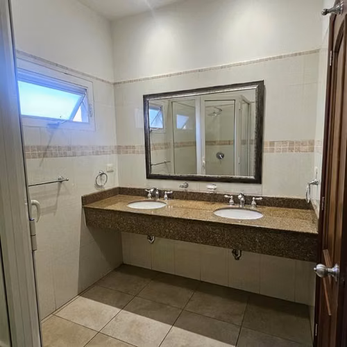 Se Renta Hermoso Penthouse Col. Lomas del Guijarro - Imagen 7