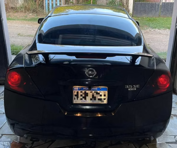 Nissan Coupe