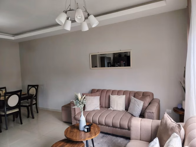 VENDO CASA EN VALLE DE ANGELES RES. VERSALLES