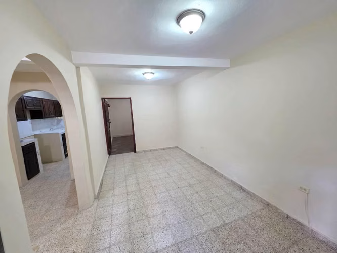 Venta de casa en Colonia La Joya