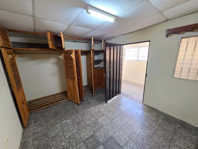 Venta de casa en Colonia La Joya