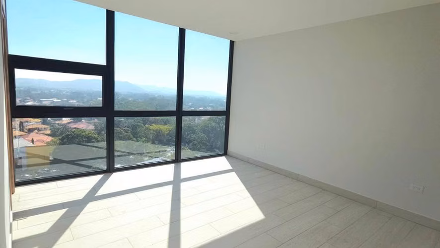 SE ALQUILA APARTAMENTO CON LÍNEA BLANCA en Torre Masdeval - San Pedro Sula. - Imagen 7