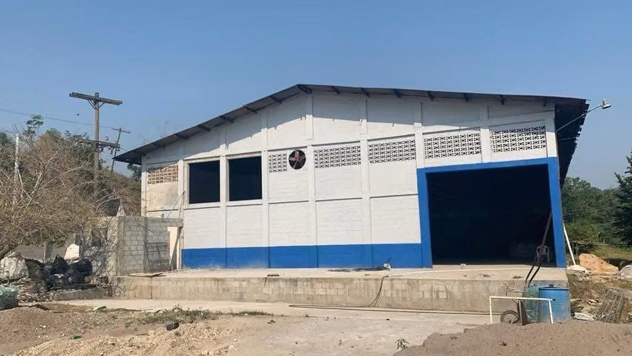 Se Vende Bodega Sector Cemcol - San Pedro Sula.