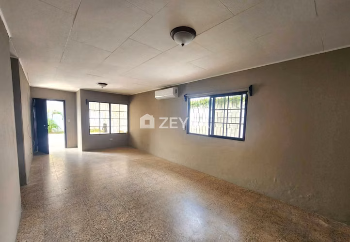 Se Alquila Casa 1 Nivel En Colonia Tara