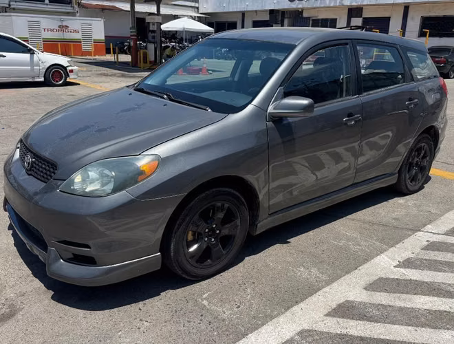 TOYOTA MATRIX XR 2004