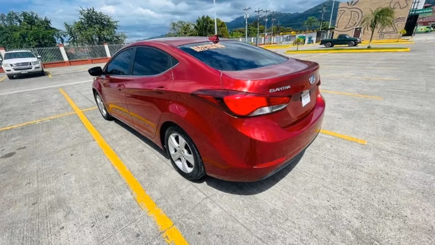 HYUNDAI ELANTRA 2016