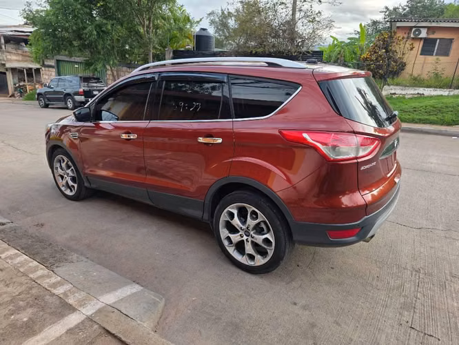 FORD ESCAPE 2015 TITANIUM RECIÉN INGRESO - Imagen 6