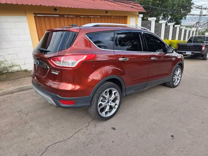 FORD ESCAPE 2015 TITANIUM RECIÉN INGRESO - Imagen 5